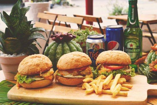 Ivu Cafe